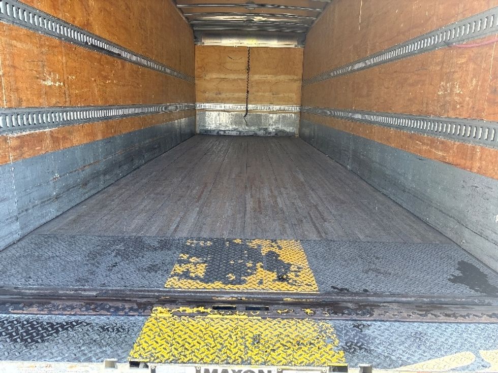 Medium Duty Box Truck-Light and Medium Duty Trucks-Freightliner-2020-M211264S-West Sacramento-CA-325,702\n\t\tmiles-$ 80,250 - Image 10