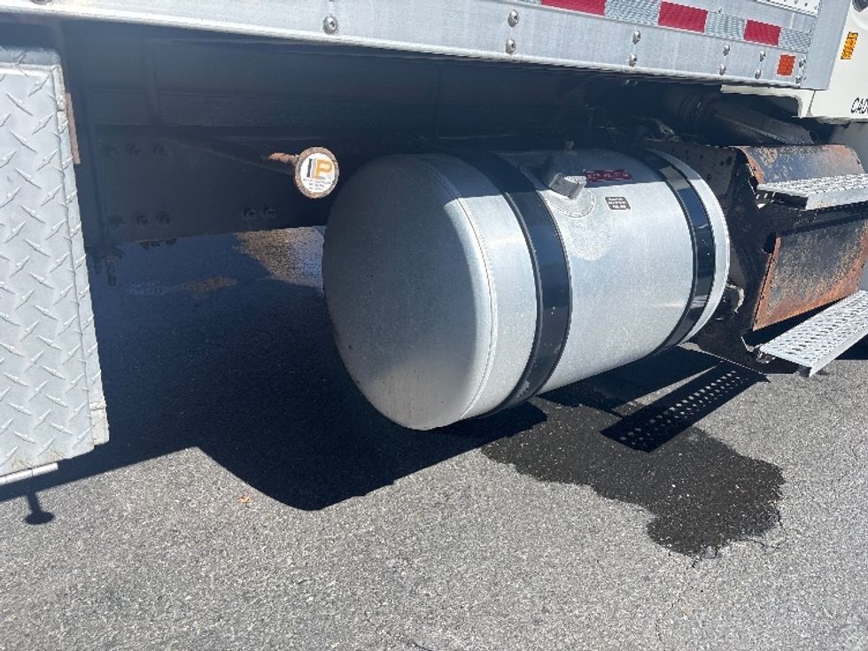Medium Duty Box Truck-Light and Medium Duty Trucks-Freightliner-2020-M211264S-West Sacramento-CA-325,702\n\t\tmiles-$ 80,250 - Image 14
