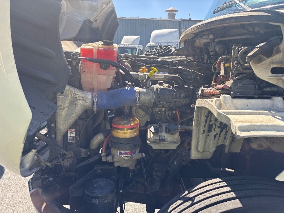 Medium Duty Box Truck-Light and Medium Duty Trucks-Freightliner-2020-M211264S-West Sacramento-CA-325,702\n\t\tmiles-$ 80,250 - Image 24