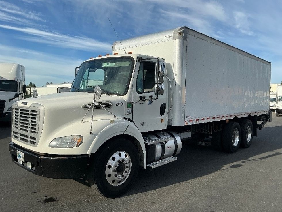Medium Duty Box Truck-Light and Medium Duty Trucks-Freightliner-2020-M211264S-West Sacramento-CA-334,491\n\t\tmiles-$ 80,000 - Image 3
