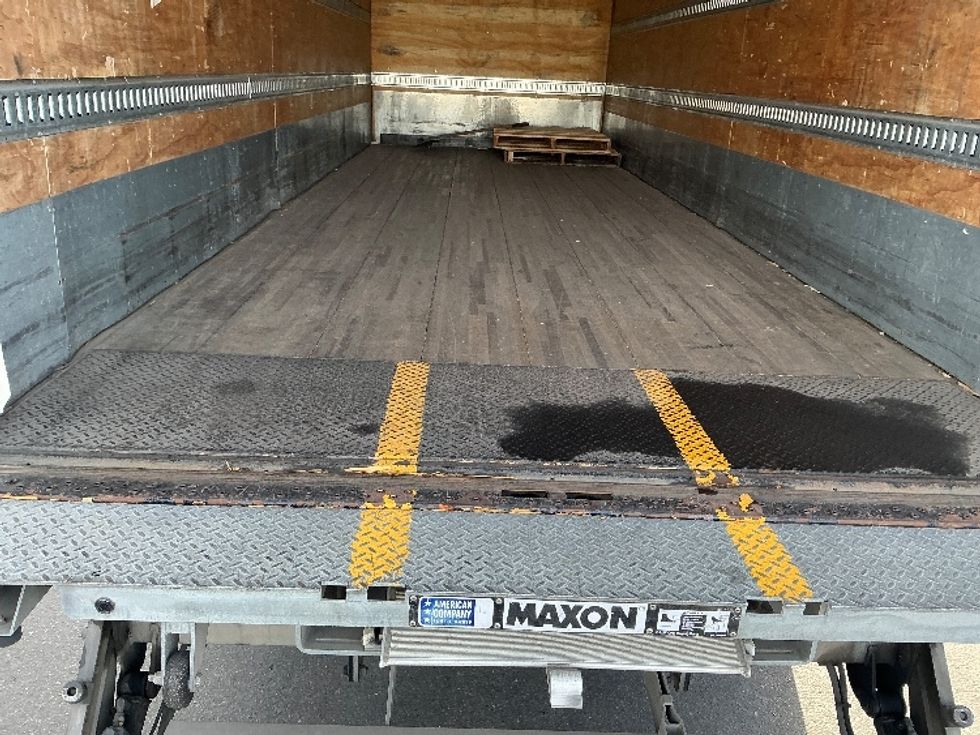 Medium Duty Box Truck-Light and Medium Duty Trucks-Freightliner-2020-M211264S-West Sacramento-CA-334,491\n\t\tmiles-$ 80,000 - Image 10