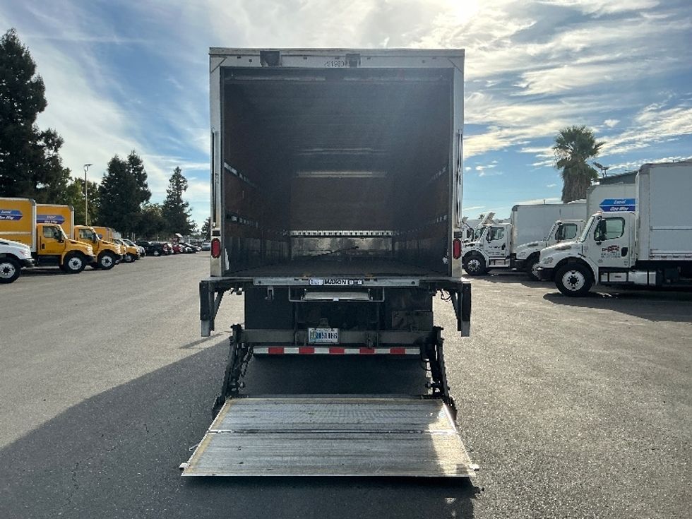 Medium Duty Box Truck-Light and Medium Duty Trucks-Freightliner-2020-M211264S-West Sacramento-CA-334,491\n\t\tmiles-$ 80,000 - Image 9