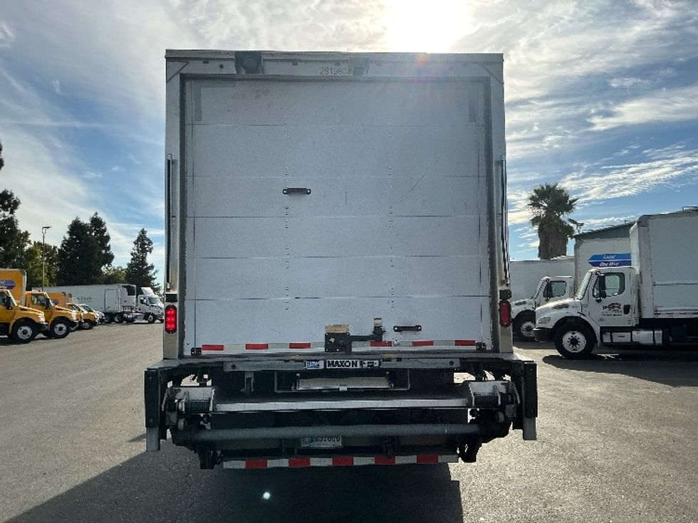 Medium Duty Box Truck-Light and Medium Duty Trucks-Freightliner-2020-M211264S-West Sacramento-CA-334,491\n\t\tmiles-$ 80,000 - Image 7