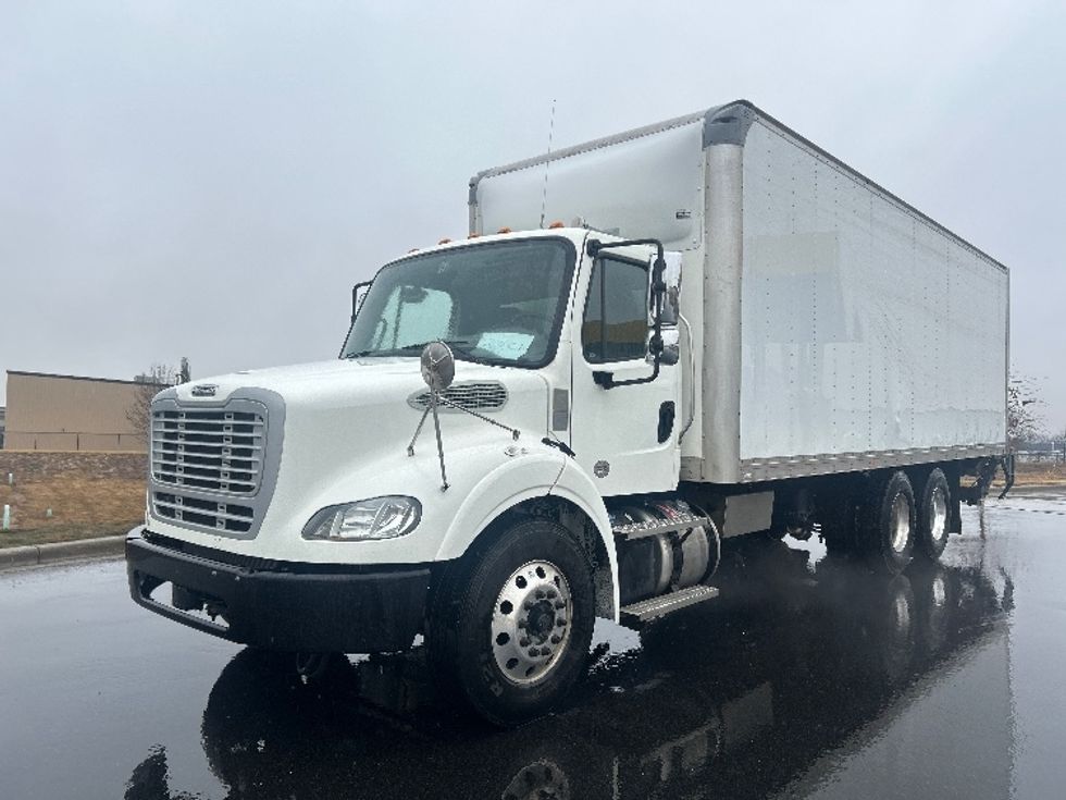 Medium Duty Box Truck-Light and Medium Duty Trucks-Freightliner-2020-M211264S-Windsor-WI-355,463\n\t\tmiles-$ 88,500 - Image 3