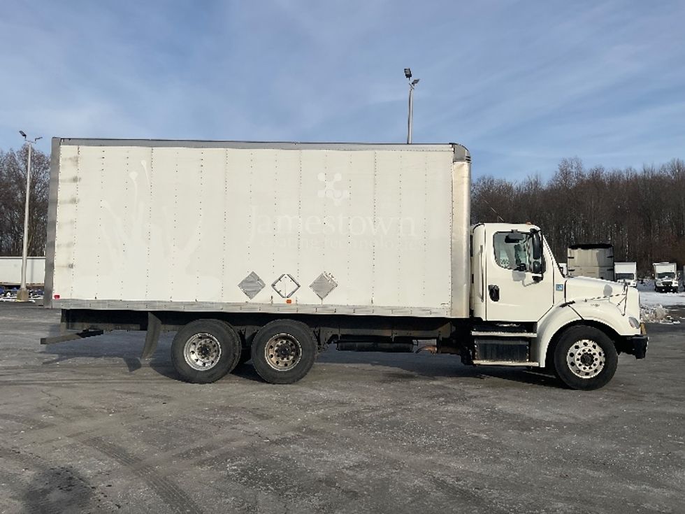 Medium Duty Box Truck-Light and Medium Duty Trucks-Freightliner-2020-M211264S-Youngstown-OH-250,724\n\t\tmiles-$ 89,000 - Image 15