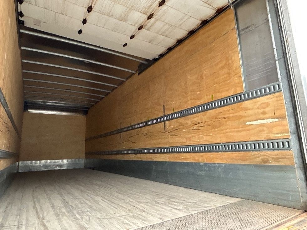 Medium Duty Box Truck-Light and Medium Duty Trucks-Freightliner-2021-M2-Abbotsford-BC-236,821\n\t\tkm-$ 79,750 - Image 12