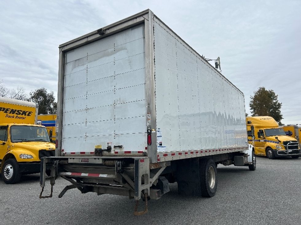 Medium Duty Box Truck-Light and Medium Duty Trucks-Freightliner-2021-M2-Abbotsford-BC-236,821\n\t\tkm-$ 79,750 - Image 13