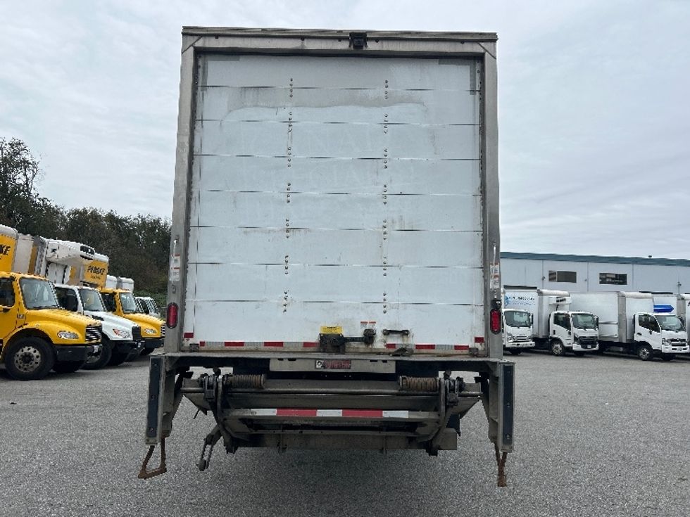 Medium Duty Box Truck-Light and Medium Duty Trucks-Freightliner-2021-M2-Abbotsford-BC-236,821\n\t\tkm-$ 79,750 - Image 7