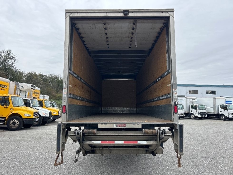 Medium Duty Box Truck-Light and Medium Duty Trucks-Freightliner-2021-M2-Abbotsford-BC-236,821\n\t\tkm-$ 79,750 - Image 8