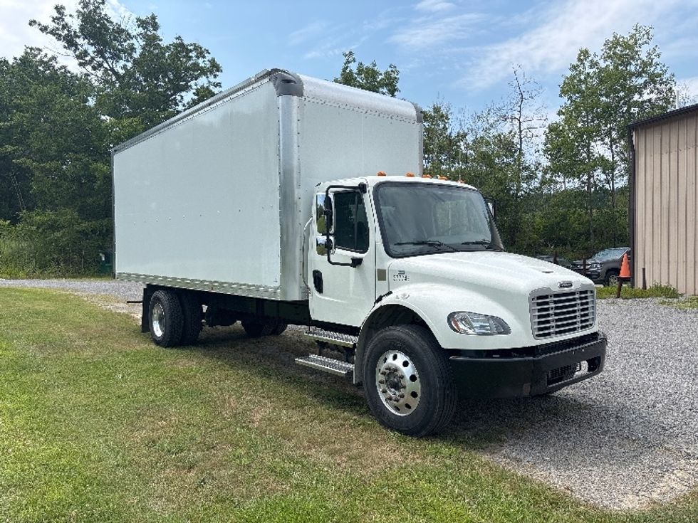 Medium Duty Box Truck-Light and Medium Duty Trucks-Freightliner-2021-M2-Akron-OH-143,200\n\t\tmiles-$ 54,500 - Image 1
