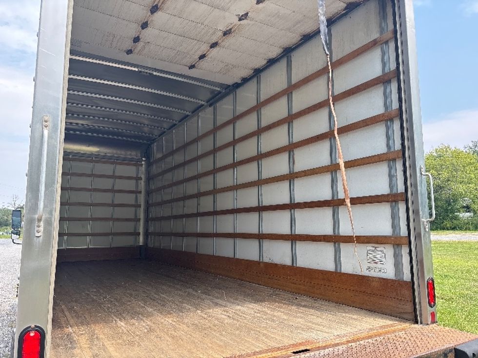 Medium Duty Box Truck-Light and Medium Duty Trucks-Freightliner-2021-M2-Akron-OH-143,200\n\t\tmiles-$ 54,500 - Image 11