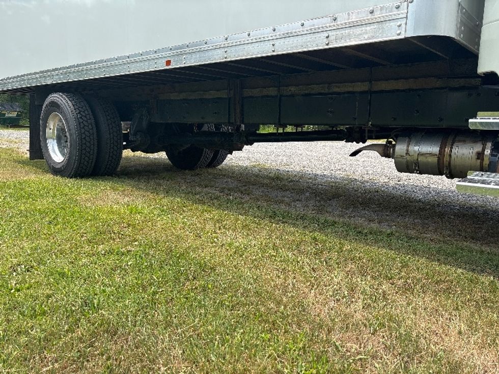 Medium Duty Box Truck-Light and Medium Duty Trucks-Freightliner-2021-M2-Akron-OH-143,200\n\t\tmiles-$ 54,500 - Image 13
