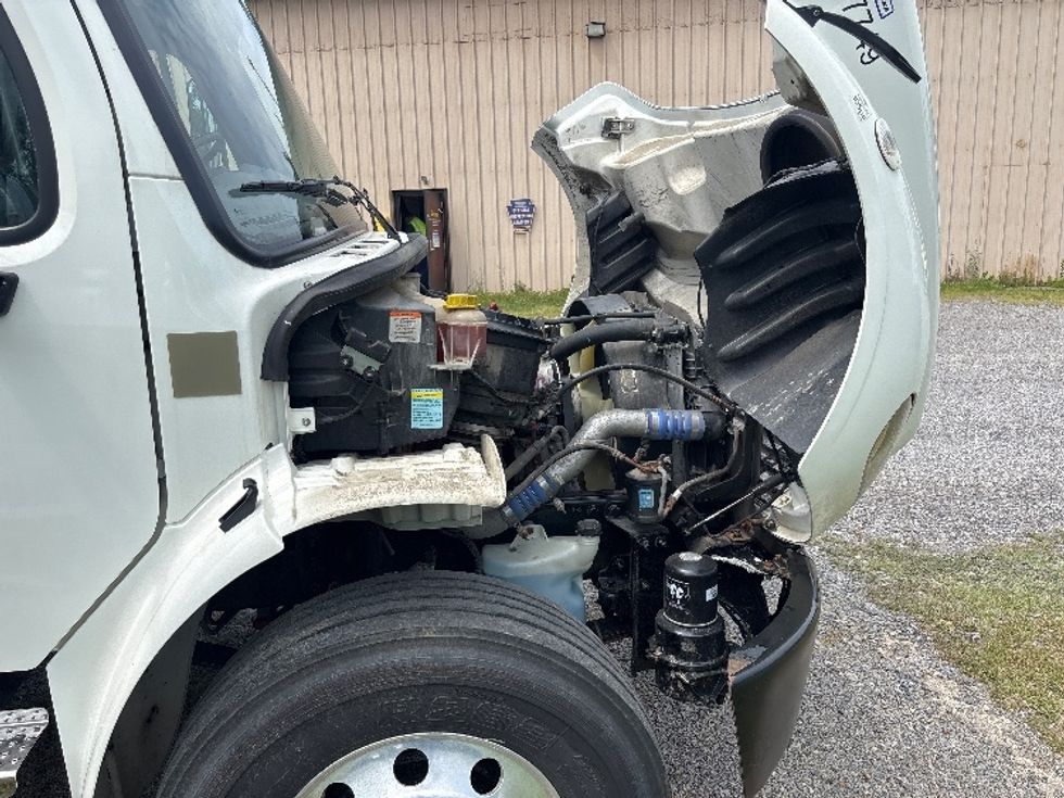 Medium Duty Box Truck-Light and Medium Duty Trucks-Freightliner-2021-M2-Akron-OH-143,200\n\t\tmiles-$ 54,500 - Image 22