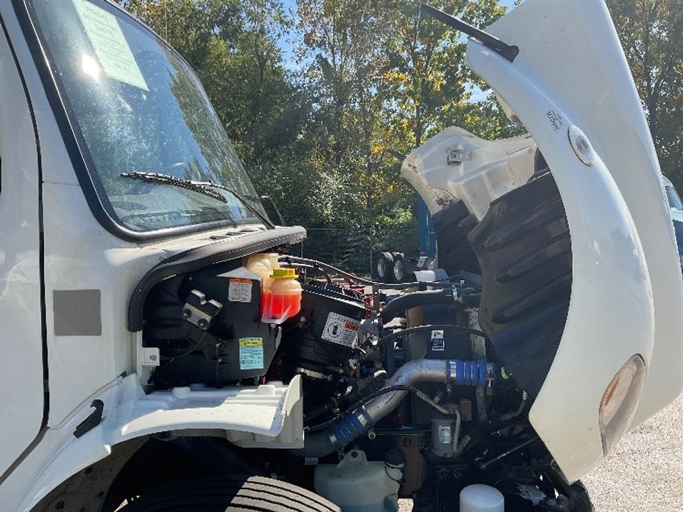 Medium Duty Box Truck-Light and Medium Duty Trucks-Freightliner-2021-M2-Akron-OH-231,450\n\t\tmiles-$ 45,250 - Image 23