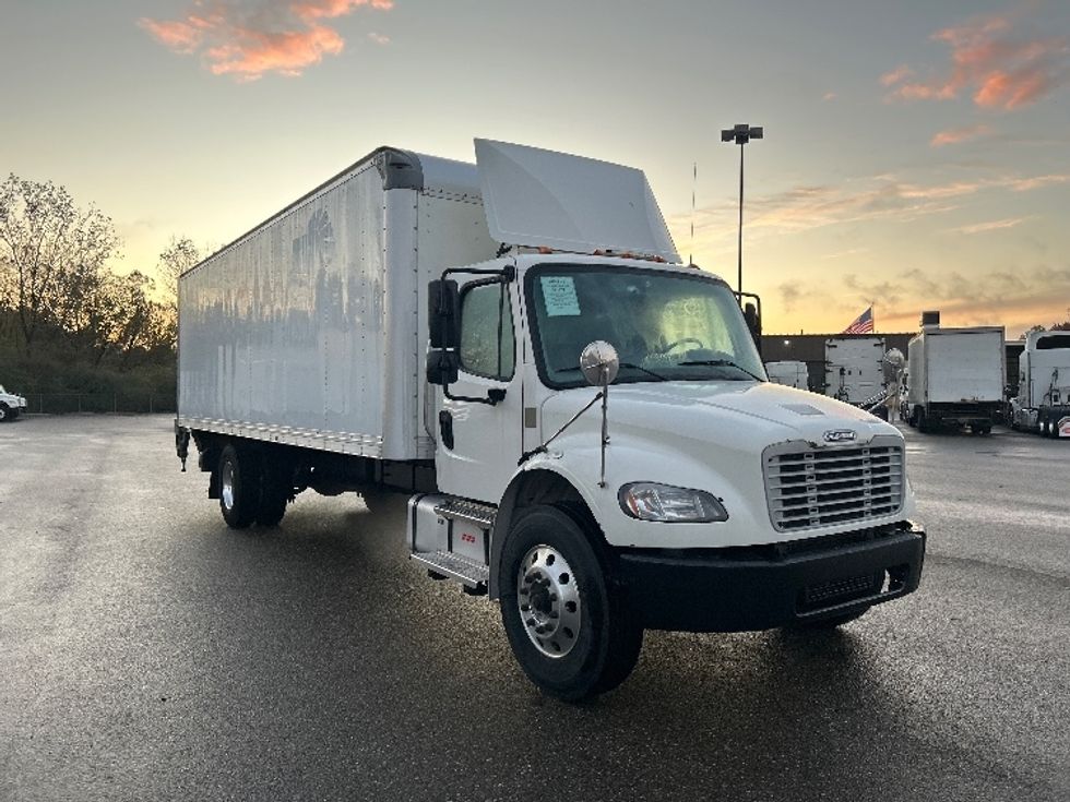 Medium Duty Box Truck-Light and Medium Duty Trucks-Freightliner-2021-M2-Akron-OH-257,129\n\t\tmiles-$ 40,750 - Image 1