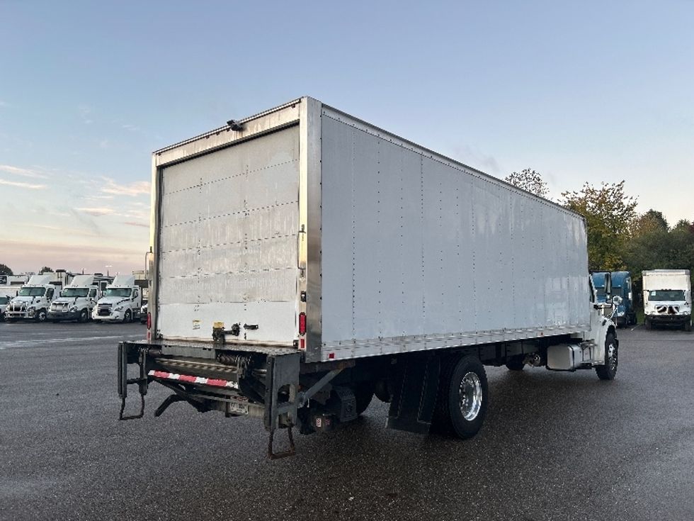 Medium Duty Box Truck-Light and Medium Duty Trucks-Freightliner-2021-M2-Akron-OH-257,129\n\t\tmiles-$ 40,750 - Image 13