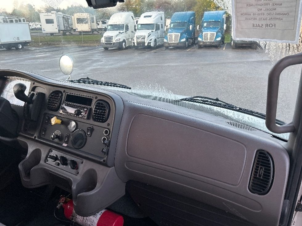 Medium Duty Box Truck-Light and Medium Duty Trucks-Freightliner-2021-M2-Akron-OH-257,129\n\t\tmiles-$ 40,750 - Image 21
