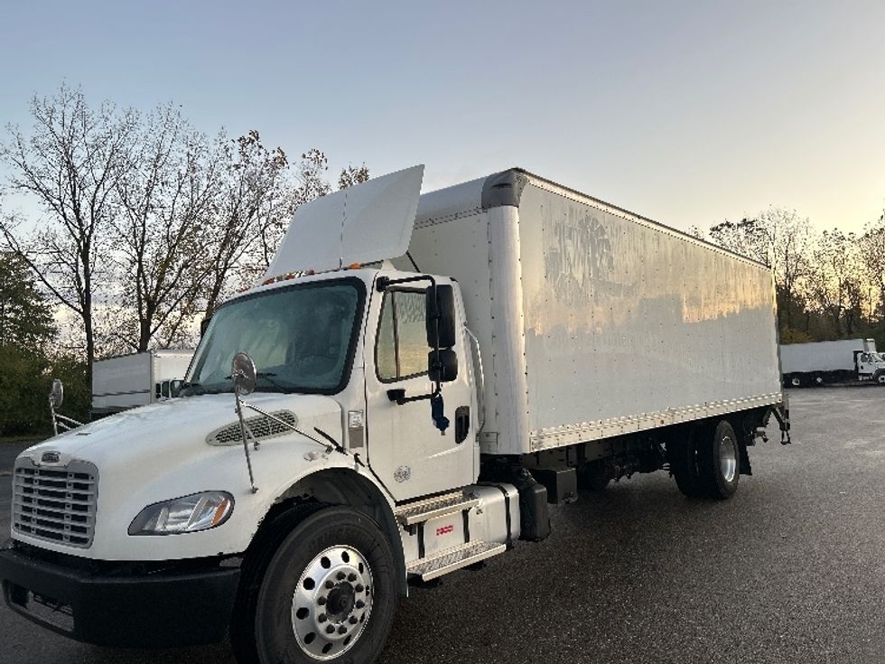 Medium Duty Box Truck-Light and Medium Duty Trucks-Freightliner-2021-M2-Akron-OH-257,129\n\t\tmiles-$ 40,750 - Image 3