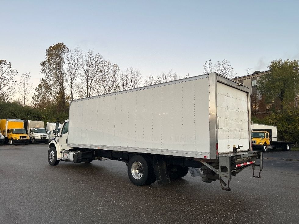 Medium Duty Box Truck-Light and Medium Duty Trucks-Freightliner-2021-M2-Akron-OH-257,129\n\t\tmiles-$ 40,750 - Image 6