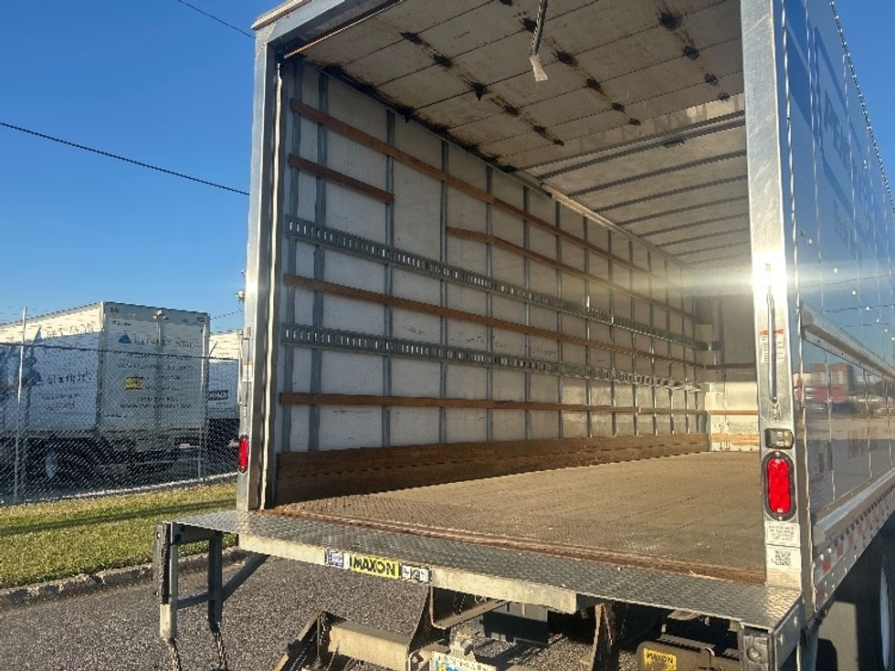 Medium Duty Box Truck-Light and Medium Duty Trucks-Freightliner-2021-M2-Alabaster-AL-263,664\n\t\tmiles-$ 46,500 - Image 11