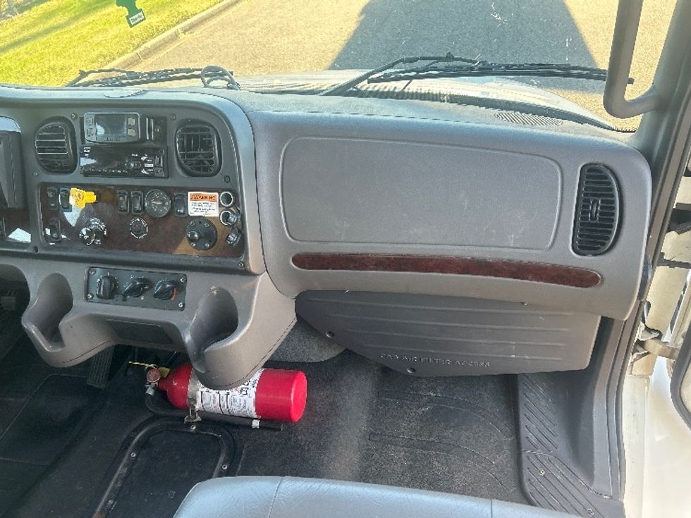 Medium Duty Box Truck-Light and Medium Duty Trucks-Freightliner-2021-M2-Alabaster-AL-263,664\n\t\tmiles-$ 46,500 - Image 21