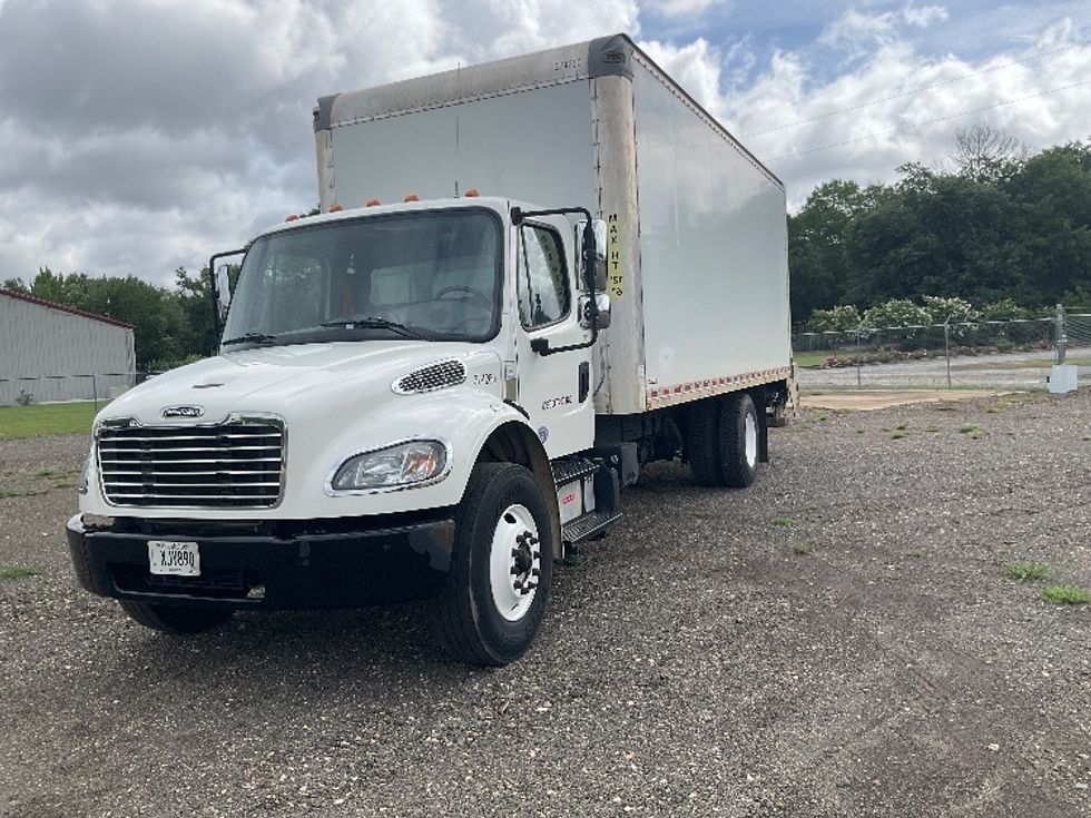 Medium Duty Box Truck-Light and Medium Duty Trucks-Freightliner-2021-M2-Albany-GA-147,955\n\t\tmiles-$ 54,500 - Image 3