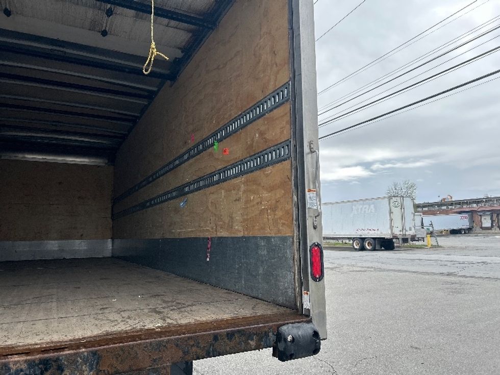 Medium Duty Box Truck-Light and Medium Duty Trucks-Freightliner-2021-M2-Albany-NY-174,334\n\t\tmiles-$ 55,250 - Image 12