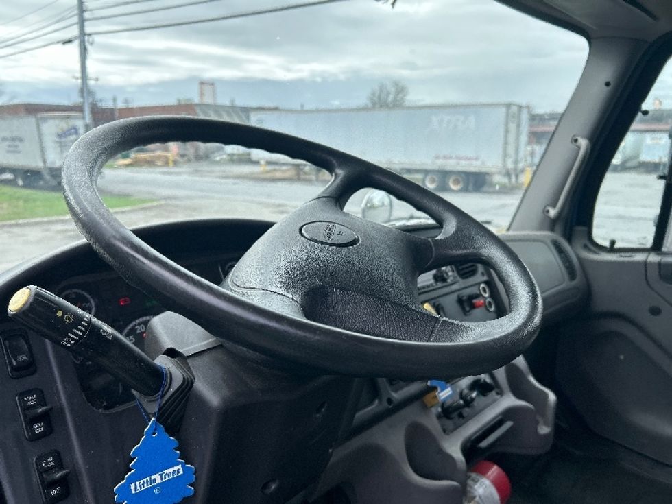 Medium Duty Box Truck-Light and Medium Duty Trucks-Freightliner-2021-M2-Albany-NY-174,334\n\t\tmiles-$ 55,250 - Image 17