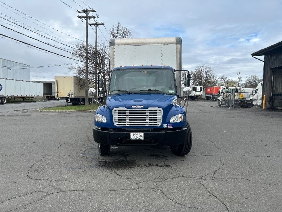 Medium Duty Box Truck-Light and Medium Duty Trucks-Freightliner-2021-M2-Albany-NY-174,334\n\t\tmiles-$ 55,250 - Image 2