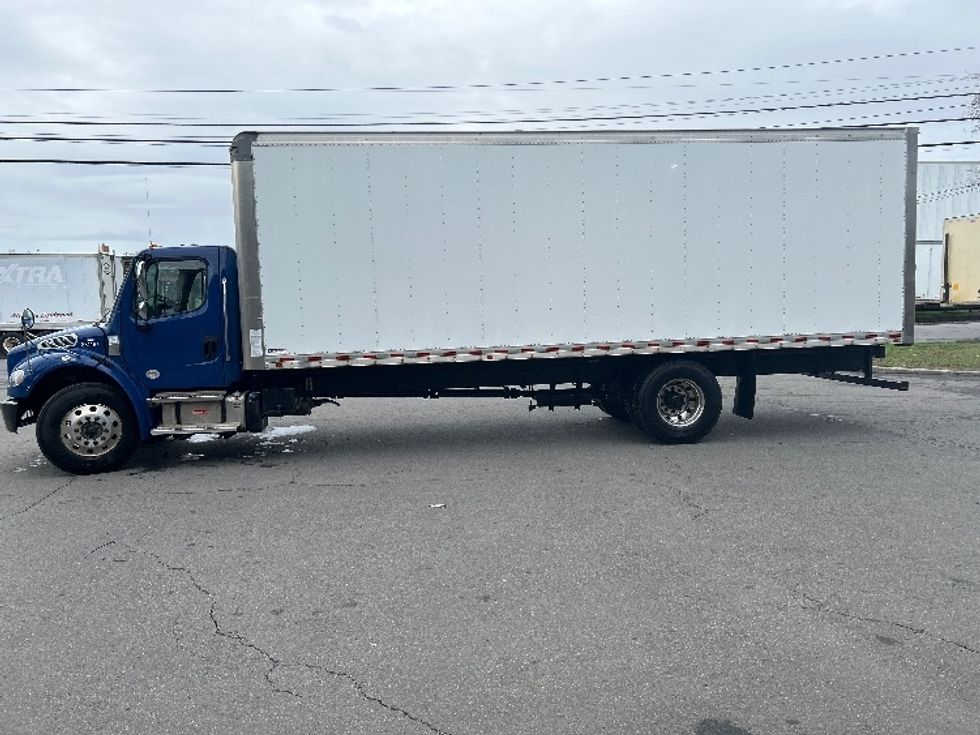Medium Duty Box Truck-Light and Medium Duty Trucks-Freightliner-2021-M2-Albany-NY-174,334\n\t\tmiles-$ 55,250 - Image 4