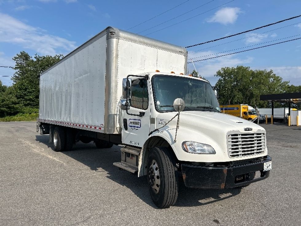 Medium Duty Box Truck-Light and Medium Duty Trucks-Freightliner-2021-M2-Albany-NY-215,621\n\t\tmiles-$ 54,000 - Image 1
