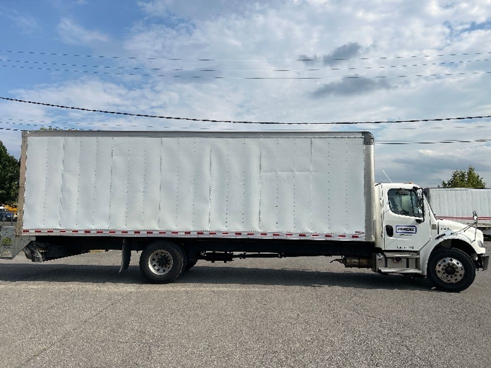 Medium Duty Box Truck-Light and Medium Duty Trucks-Freightliner-2021-M2-Albany-NY-215,621\n\t\tmiles-$ 54,000 - Image 15