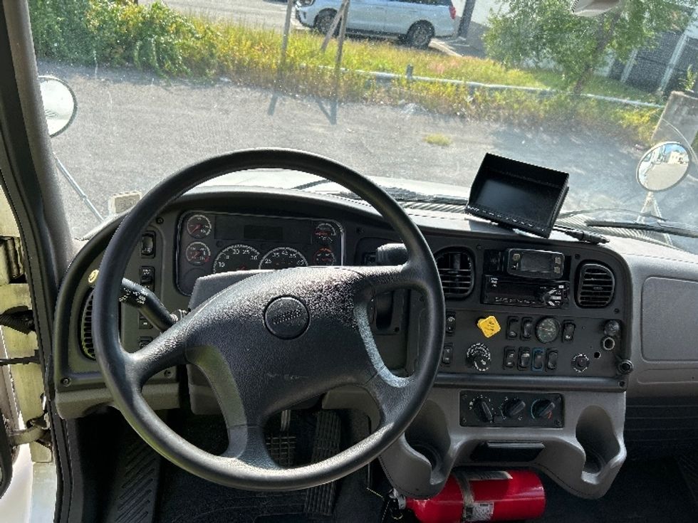 Medium Duty Box Truck-Light and Medium Duty Trucks-Freightliner-2021-M2-Albany-NY-215,621\n\t\tmiles-$ 54,000 - Image 18