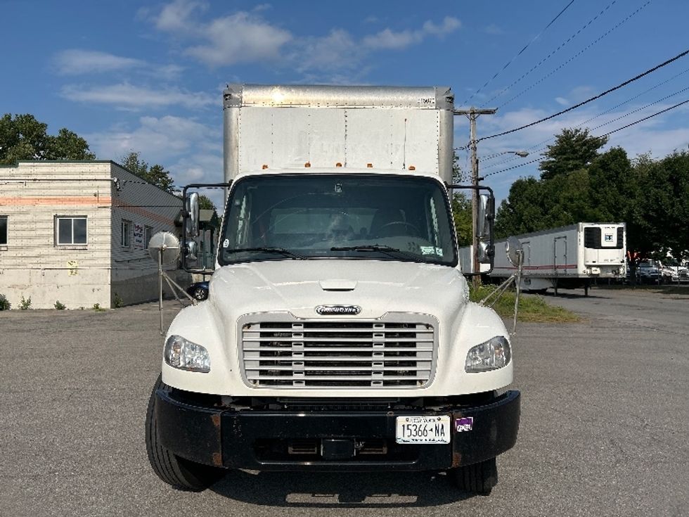 Medium Duty Box Truck-Light and Medium Duty Trucks-Freightliner-2021-M2-Albany-NY-215,621\n\t\tmiles-$ 54,000 - Image 2