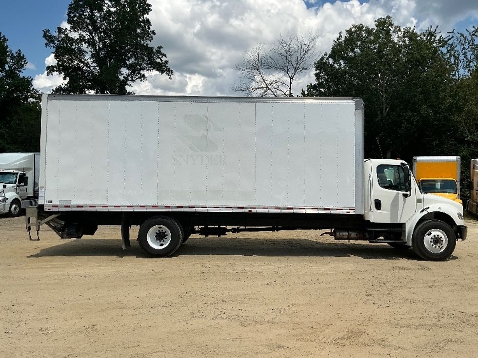 Medium Duty Box Truck-Light and Medium Duty Trucks-Freightliner-2021-M2-Asheville-NC-176,646\n\t\tmiles-$ 61,000 - Image 15