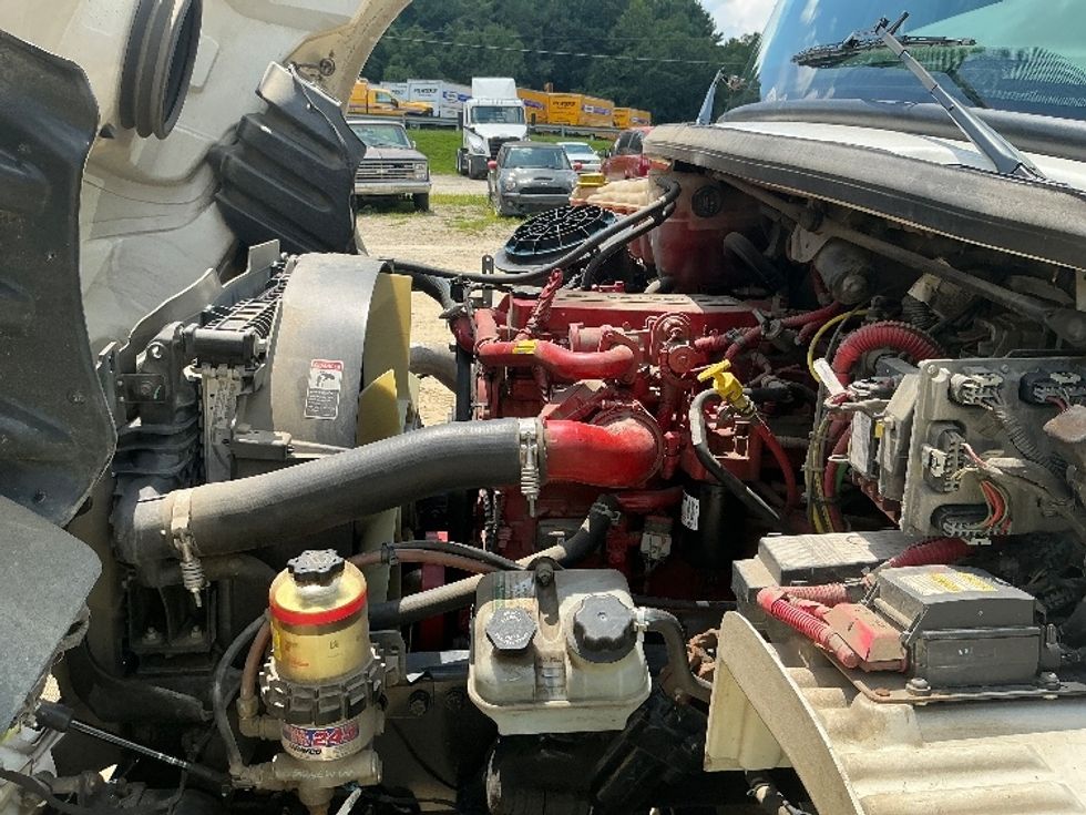 Medium Duty Box Truck-Light and Medium Duty Trucks-Freightliner-2021-M2-Asheville-NC-176,646\n\t\tmiles-$ 61,000 - Image 24