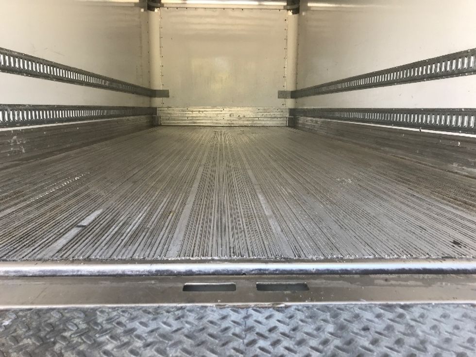 Medium Duty Box Truck-Light and Medium Duty Trucks-Freightliner-2021-M2-Ashland-VA-316,034\n\t\tmiles-$ 25,750 - Image 10