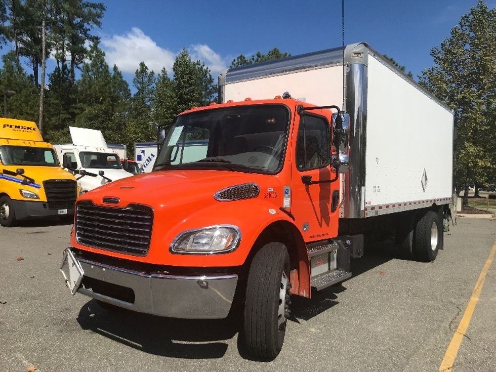 Medium Duty Box Truck-Light and Medium Duty Trucks-Freightliner-2021-M2-Ashland-VA-316,034\n\t\tmiles-$ 25,750 - Image 3