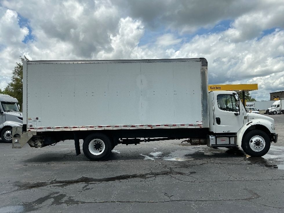 Medium Duty Box Truck-Light and Medium Duty Trucks-Freightliner-2021-M2-Augusta-GA-181,692\n\t\tmiles-$ 50,000 - Image 14