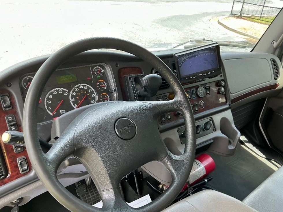 Medium Duty Box Truck-Light and Medium Duty Trucks-Freightliner-2021-M2-Augusta-GA-181,692\n\t\tmiles-$ 50,000 - Image 16