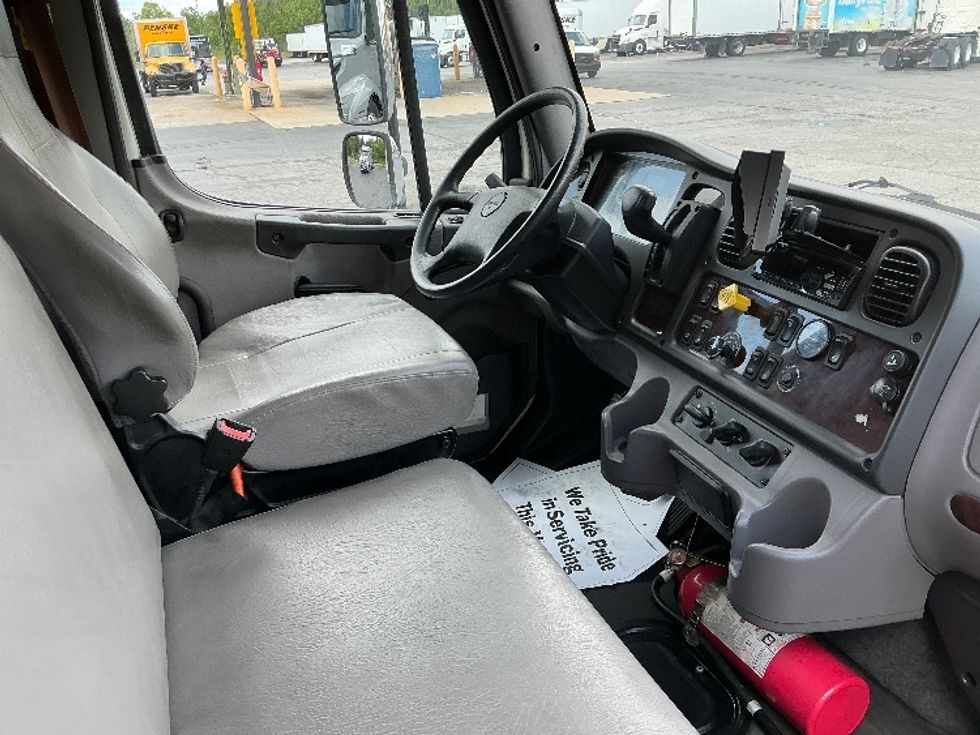 Medium Duty Box Truck-Light and Medium Duty Trucks-Freightliner-2021-M2-Augusta-GA-181,692\n\t\tmiles-$ 50,000 - Image 21