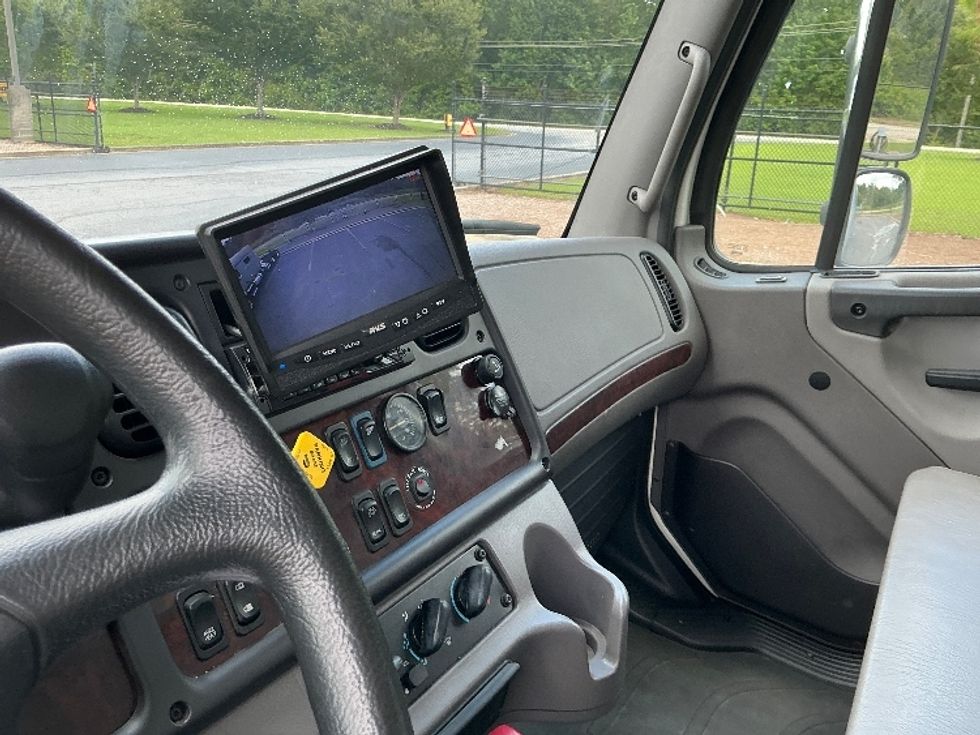 Medium Duty Box Truck-Light and Medium Duty Trucks-Freightliner-2021-M2-Augusta-GA-181,692\n\t\tmiles-$ 50,000 - Image 24