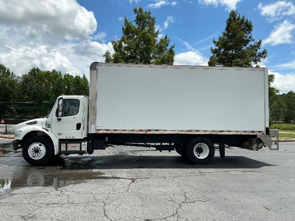 Medium Duty Box Truck-Light and Medium Duty Trucks-Freightliner-2021-M2-Augusta-GA-181,692\n\t\tmiles-$ 50,000 - Image 4