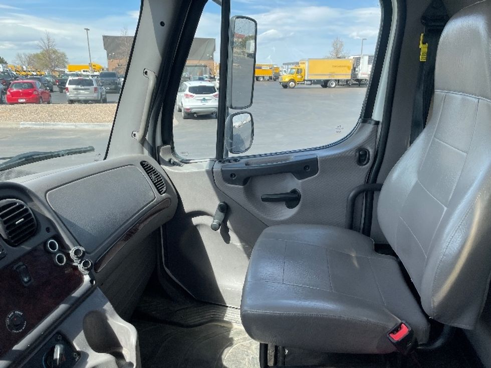 Medium Duty Box Truck-Light and Medium Duty Trucks-Freightliner-2021-M2-Aurora-CO-149,670\n\t\tmiles-$ 66,500 - Image 19