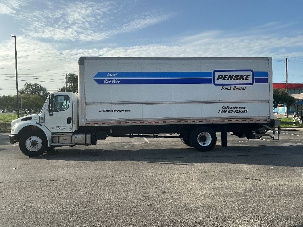 Medium Duty Box Truck-Light and Medium Duty Trucks-Freightliner-2021-M2-Austin-TX-181,365\n\t\tmiles-$ 59,750 - Image 4