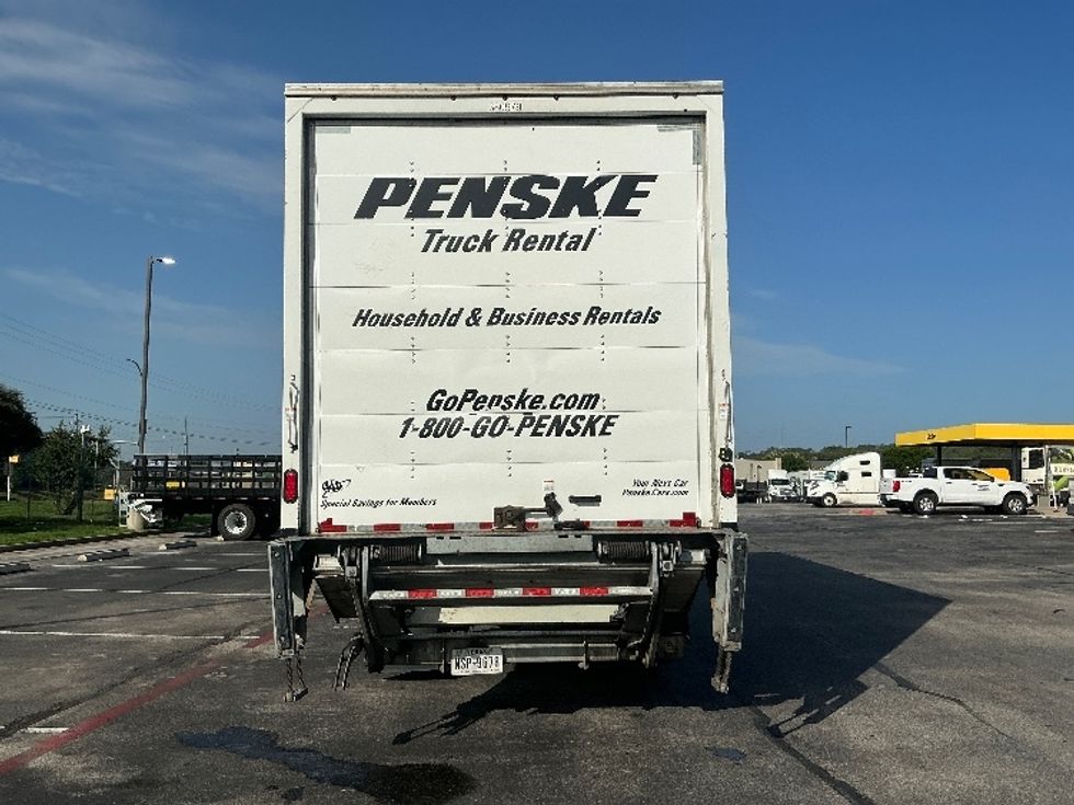 Medium Duty Box Truck-Light and Medium Duty Trucks-Freightliner-2021-M2-Austin-TX-181,365\n\t\tmiles-$ 59,750 - Image 7