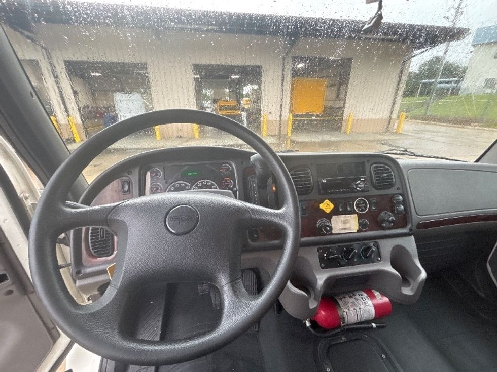 Medium Duty Box Truck-Light and Medium Duty Trucks-Freightliner-2021-M2-Bessemer-AL-141,893\n\t\tmiles-$ 74,250 - Image 18