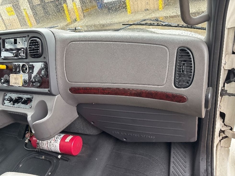 Medium Duty Box Truck-Light and Medium Duty Trucks-Freightliner-2021-M2-Bessemer-AL-141,893\n\t\tmiles-$ 74,250 - Image 21