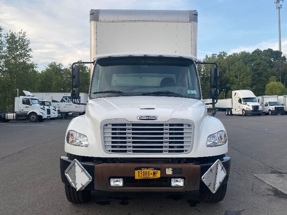 Medium Duty Box Truck-Light and Medium Duty Trucks-Freightliner-2021-M2-Binghamton-NY-120,588\n\t\tmiles-$ 64,500 - Image 2
