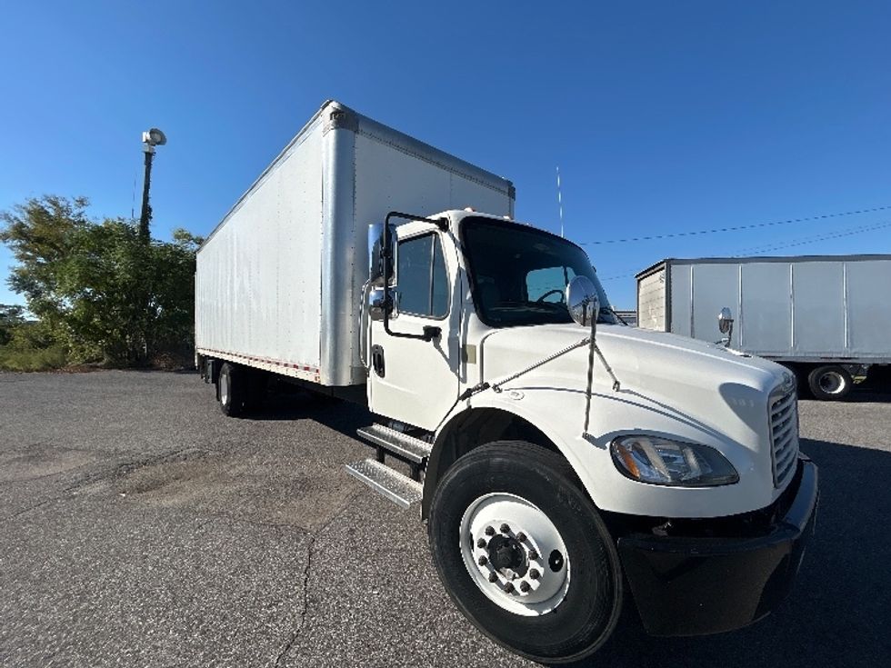 Medium Duty Box Truck-Light and Medium Duty Trucks-Freightliner-2021-M2-Birmingham-AL-103,846\n\t\tmiles-$ 76,250 - Image 1